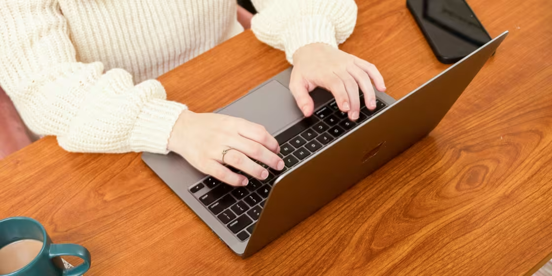 Baterai Laptop Cepat Habis? Saatnya Cek Kesehatannya dengan Cara Ini